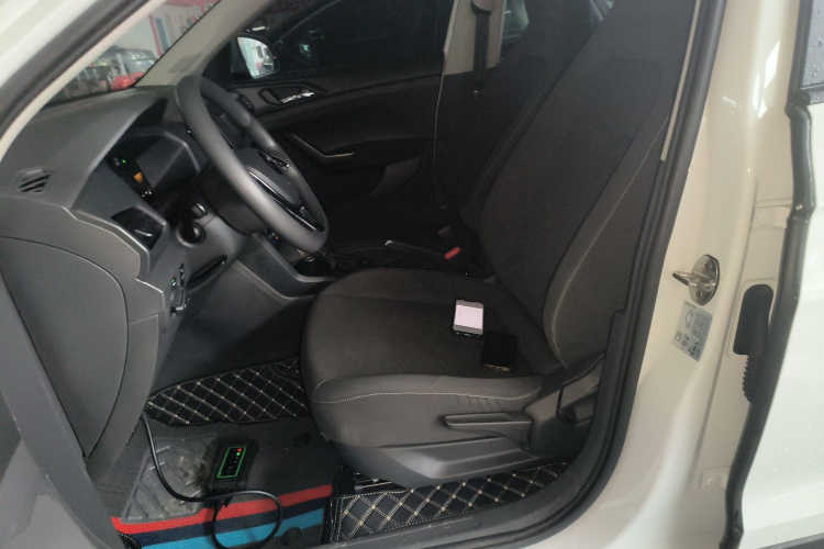 大众 途铠 2023款 1.5L 自动风尚版局部细节19