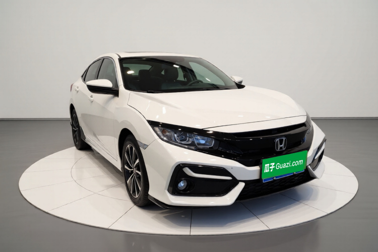 本田 思域 2021款 HATCHBACK 220TURBO CVT新锐控车身外观3