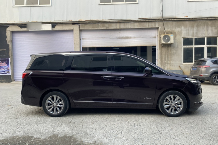 别克GL8 2020款 Avenir艾维亚 六座贤礼版车身外观6002