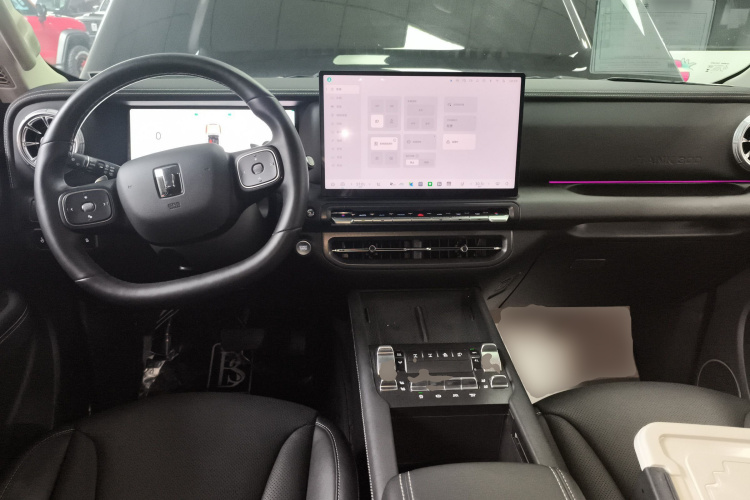 坦克300 2025款 2.4T 柴油版中控内饰12