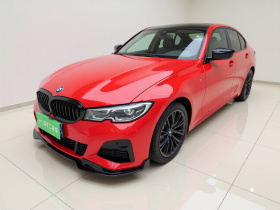 宝马3系 2020款 改款 325i M运动曜夜套装