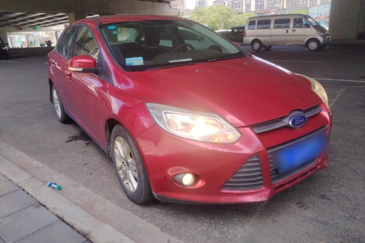 福特 福克斯 2012款 三厢 1.6L 自动舒适型车身外观6002