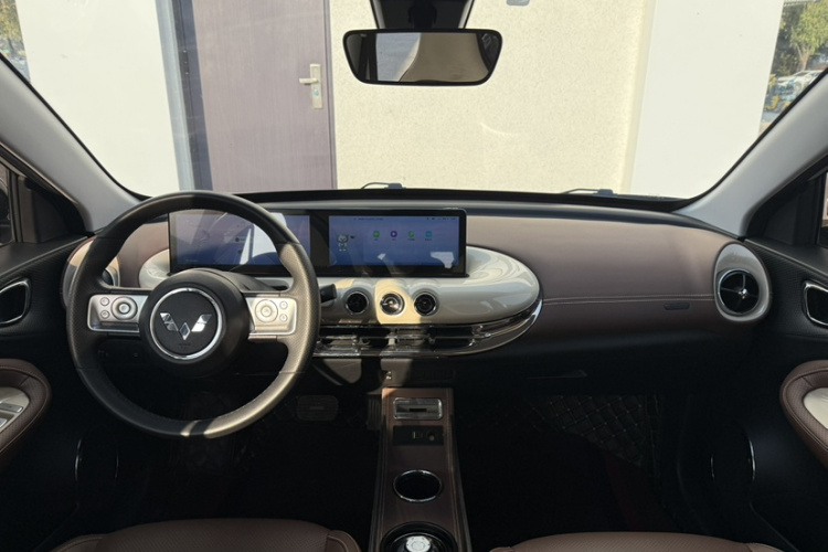 五菱汽车 五菱缤果 2023款 333km 灵犀互联款中控内饰7001