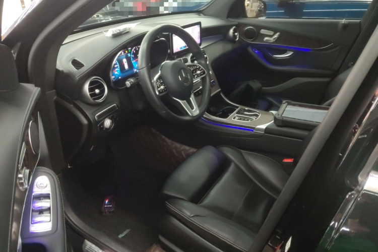 奔驰GLC 2020款 GLC 260 L 4MATIC 豪华型中控内饰20