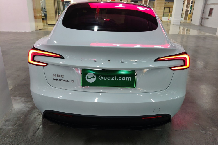 特斯拉 Model 3 2025款 后轮驱动版车身外观6004