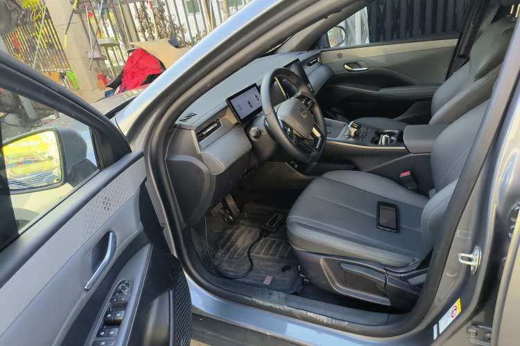 比亚迪 秦PLUS 2025款 EV 智驾版 420KM领先型中控内饰20