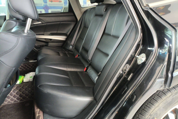 本田 歌诗图 2014款 2.4L 豪华导航版中控内饰7004