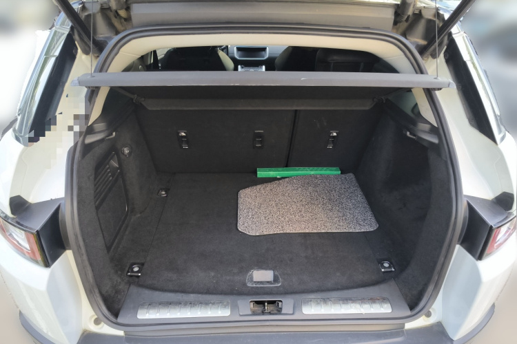 路虎 揽胜极光 2018款 240PS SE 智耀版局部细节23