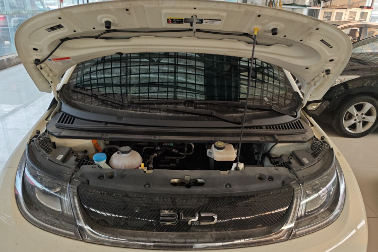 比亚迪 海豚 2025款 420km 自由版机舱底盘24