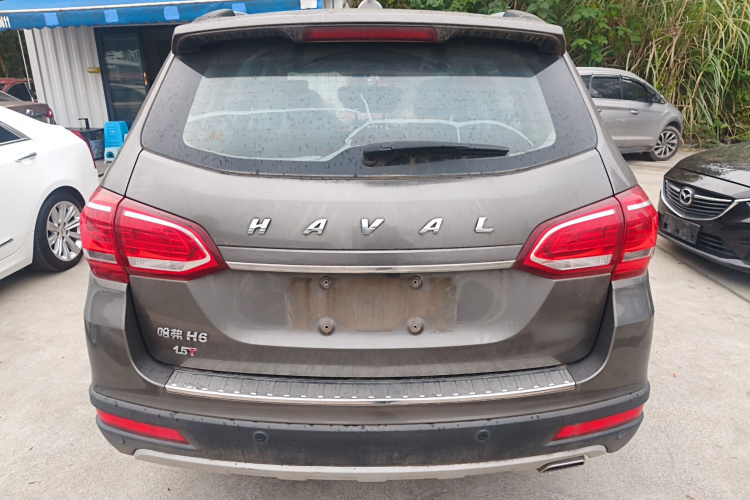 哈弗H6 2013款 运动版 1.5T 手动两驱精英型车身外观6