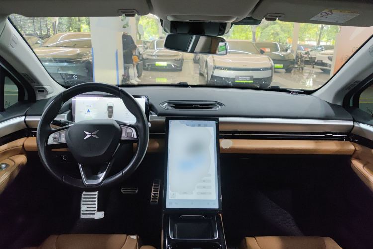 小鹏P5 2021款 550E中控内饰7002