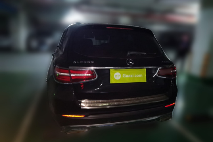 奔驰GLC 2016款 GLC 300 4MATIC 动感型车身外观6