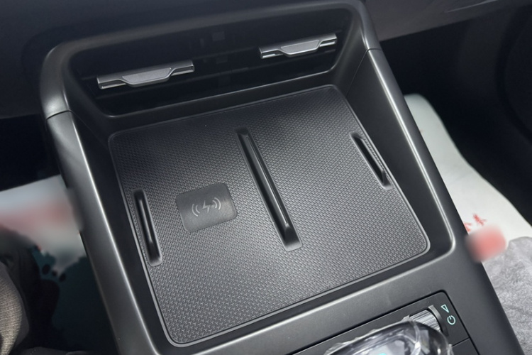 比亚迪 秦PLUS 2025款 EV 智驾版 510KM领先型中控内饰7006