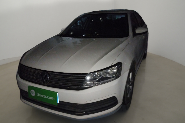 大众 朗逸 2015款 1.6L 手动风尚版车身外观1