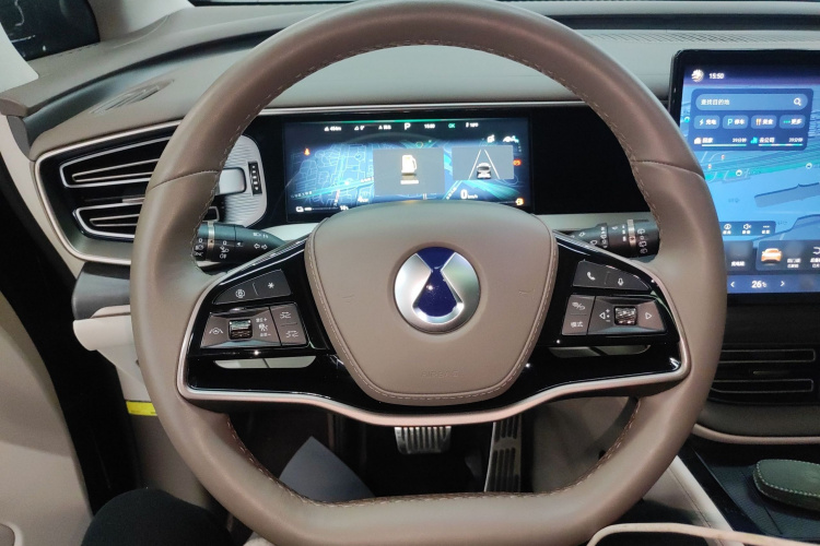 腾势D9 2022款 DM-i 970 四驱旗舰型局部细节13