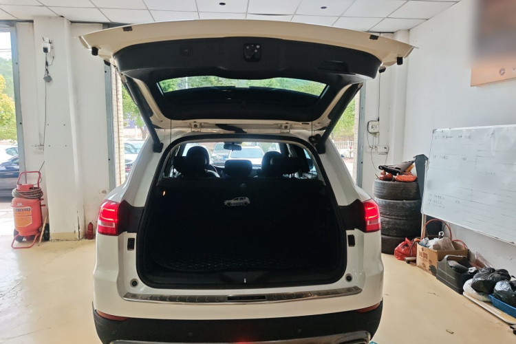 哈弗H7 2018款 改款 蓝标H7 2.0T 自动智享型机舱底盘23