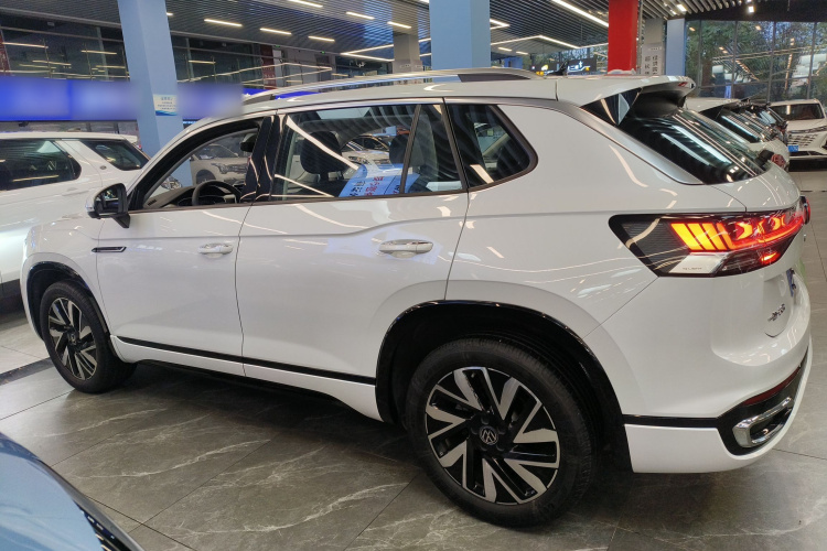 大众 探岳 2023款 改款 380TSI 四驱R-Line高能版车身外观6003