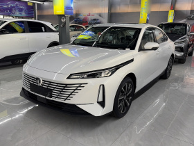 长安 逸动 2025款 蓝鲸 1.5T 500Bar尊贵型