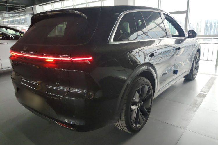 理想汽车 理想L6 2024款 Pro车身外观7