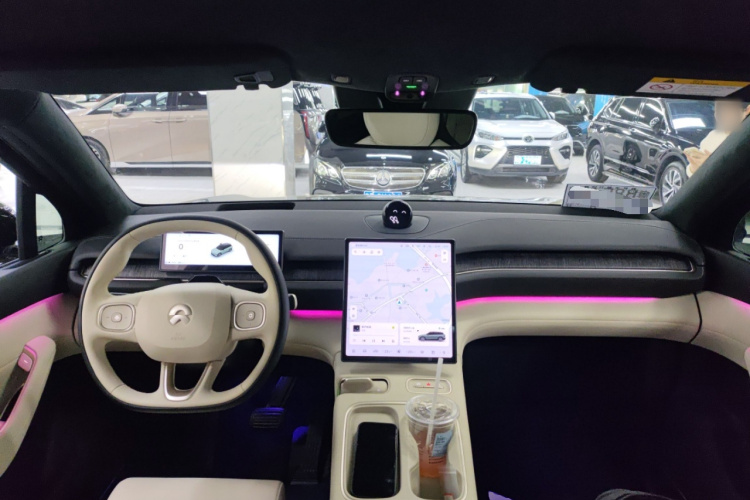 蔚来ES6 2023款 75kWh中控内饰12