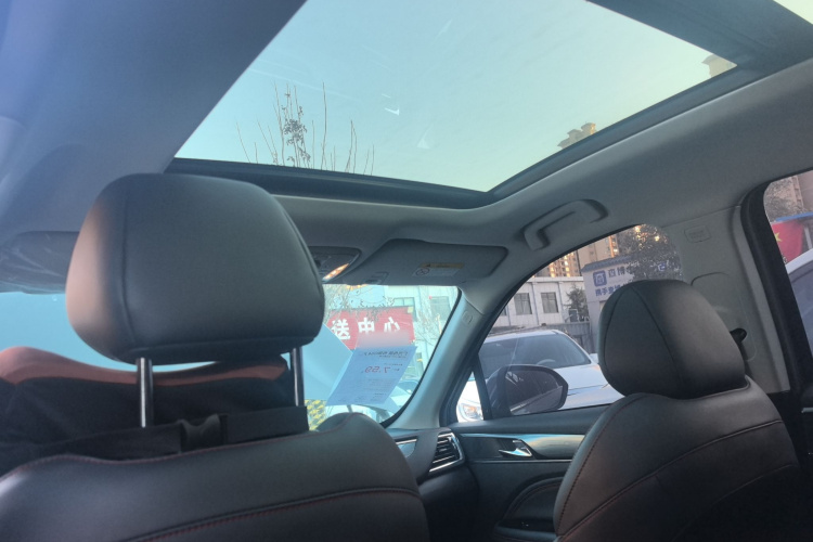 广汽传祺 传祺GS4 PLUS 2022款 390T 自动星云版局部细节22