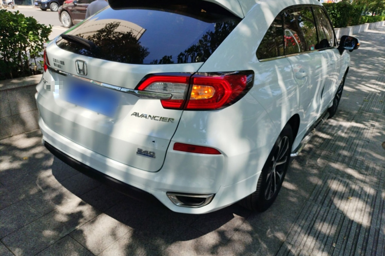 本田 冠道 2017款 240TURBO 两驱豪华版车身外观6005