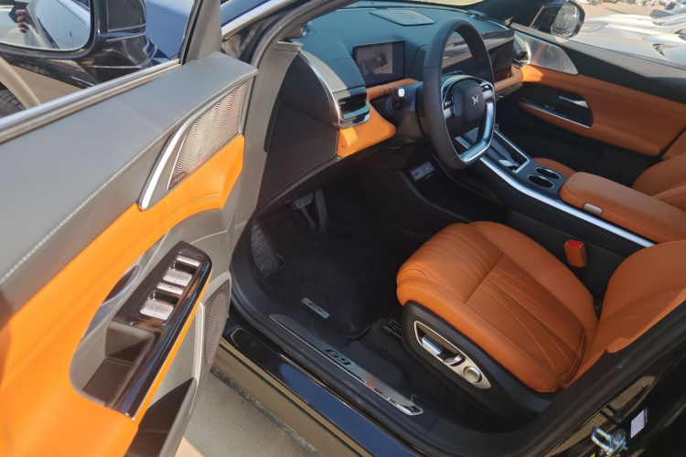 小鹏G9 2024款 570 Pro中控内饰7003