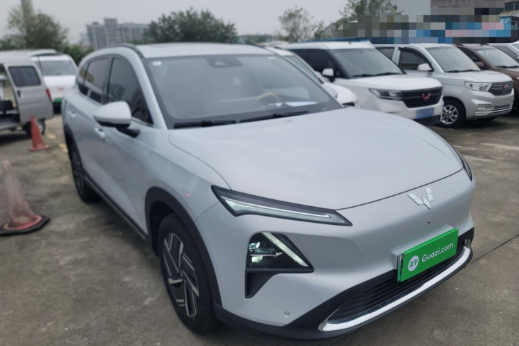 五菱汽车 五菱星光S 2024款 130km 旗舰型车身外观3