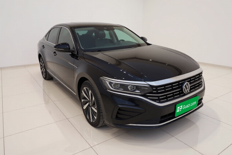 大众 帕萨特 2022款 330TSI 豪华版车身外观3