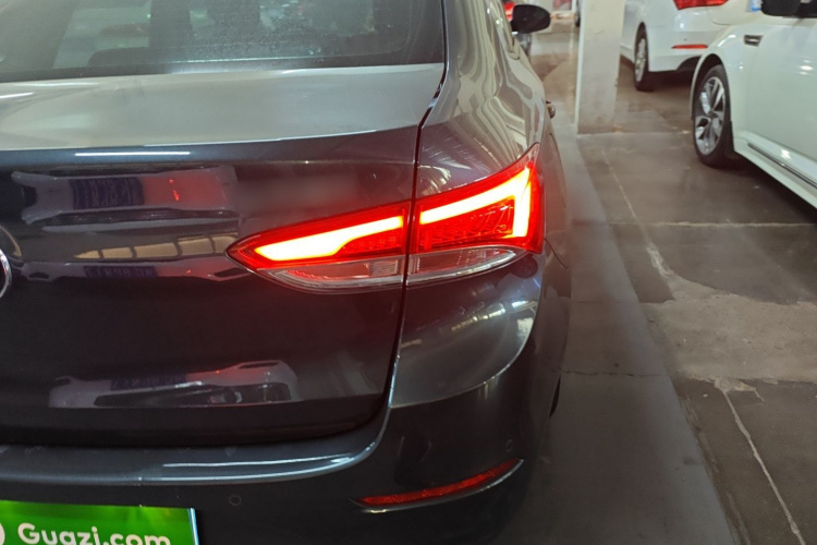 别克 英朗 2021款 改款 1.3T 自动轻混动精英型车身外观6006