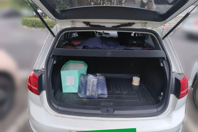 大众 高尔夫 2016款 1.6L 自动舒适型中控内饰23