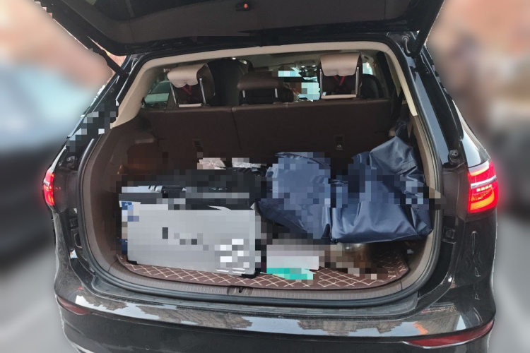 大众 威然 2023款 改款 380TSI 尊贵版中控内饰23