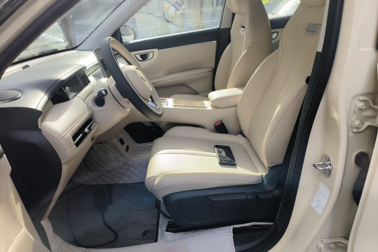 五菱汽车 缤果S 2025款 325km 尊享款中控内饰19