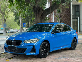 宝马1系 2021款 125i M运动曜夜版