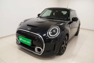 MINI 2023款 2.0T COOPER S 国王十字特别版