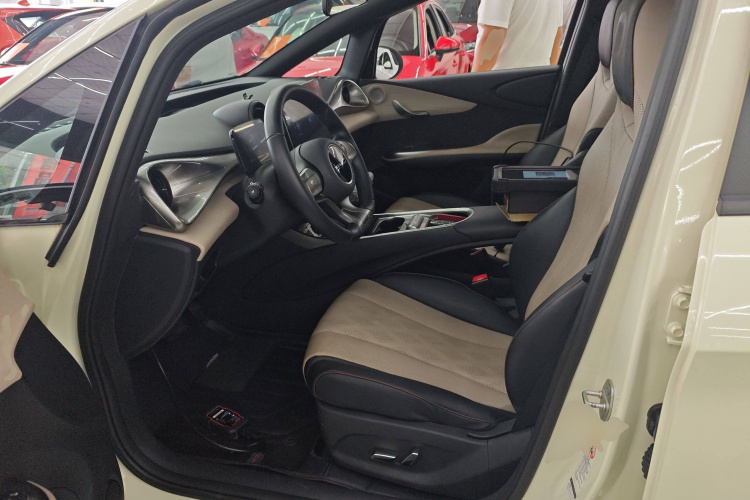 比亚迪 海豚 2023款 420km 时尚版中控内饰19