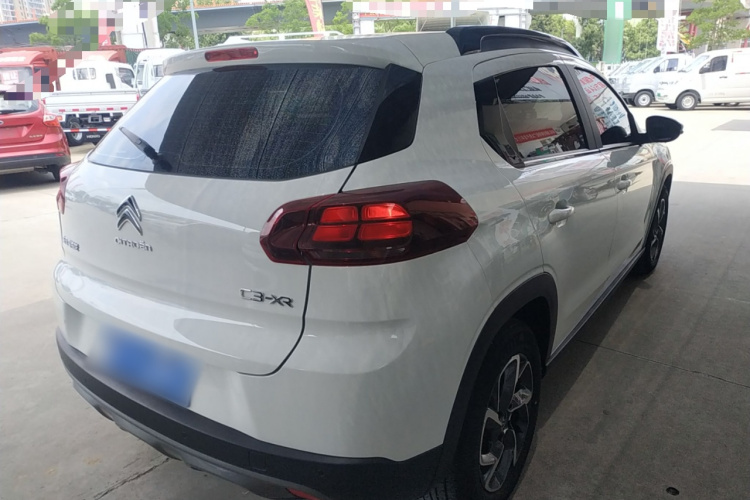 雪铁龙C3-XR 2021款 190THP DCT致尚版车身外观6005