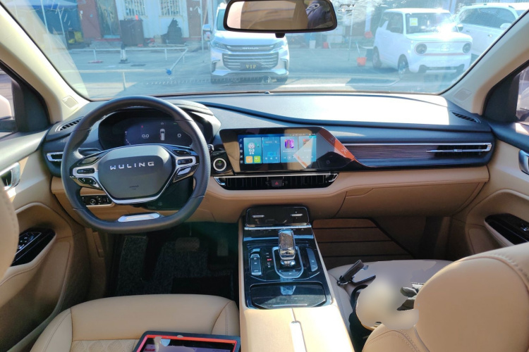 五菱汽车 五菱凯捷 2023款 2.0L DHT奢享型中控内饰12