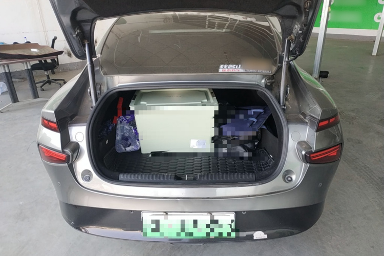 小鹏P7 2020款 670N局部细节23