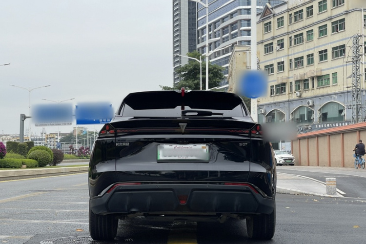 深蓝汽车 深蓝S07 2024款 285Max 增程版车身外观6004