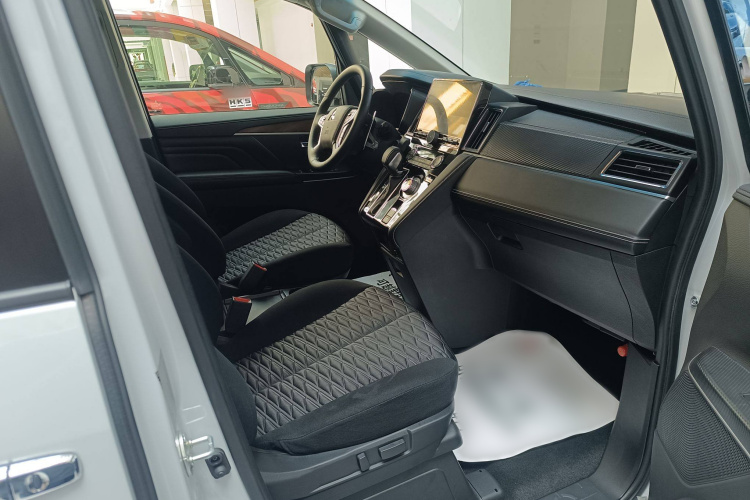 东南 得利卡 平行进口 豪华版 柴油 2.3T中控内饰7007