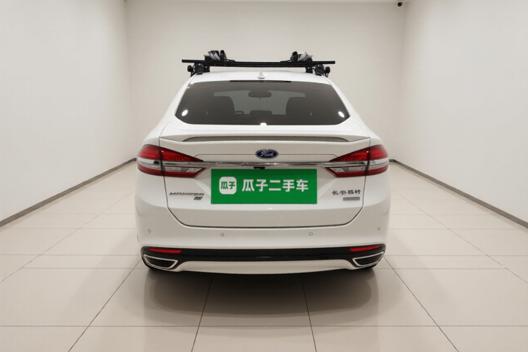 福特 蒙迪欧 2017款 EcoBoost 245 豪华运动型车身外观6