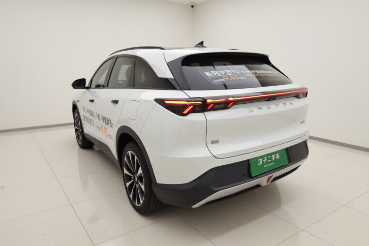ARCFOX极狐 极狐 阿尔法T5(ARCFOX αT5) 2024款 660 MAX车身外观5