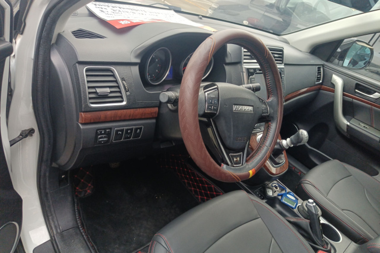 哈弗H6 2015款 改款 运动版 1.5T 手动两驱精英型中控内饰12