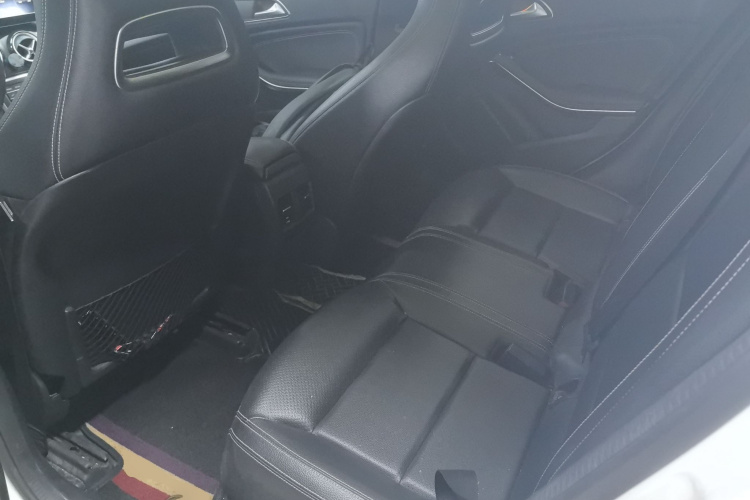 奔驰GLA 2019款 GLA 200 时尚型中控内饰7004