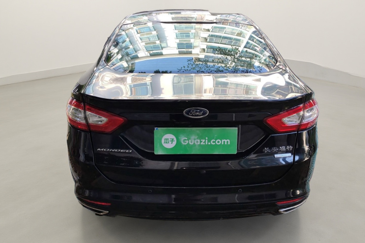 福特 蒙迪欧 2013款 2.0L GTDi200豪华型车身外观6