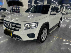 奔驰GLB 2022款 改款 GLB 200 动感型