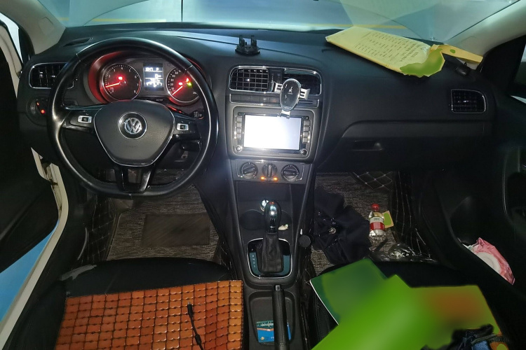 大众 Polo 2016款 1.6L 自动舒适型中控内饰7002