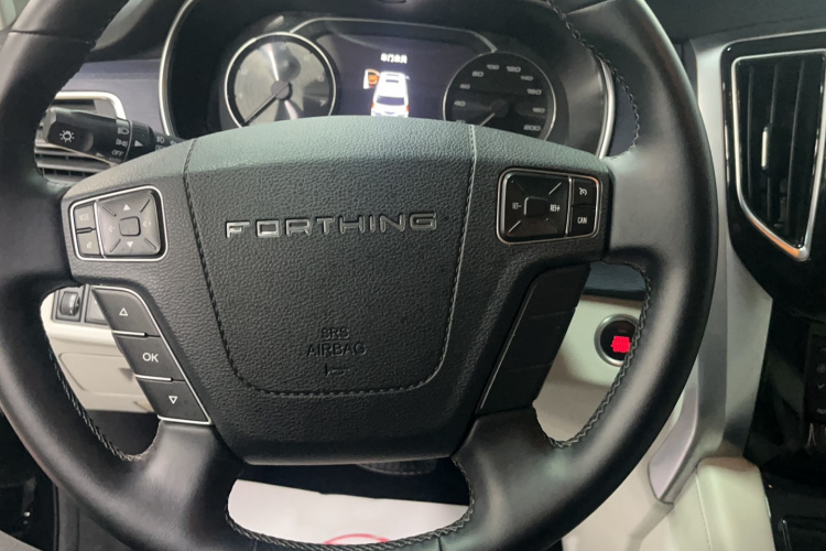 东风风行 风行M7 2022款 领爵款 2.0T 自动行政版局部细节13