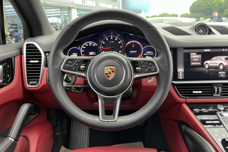 保时捷 2019款 Cayenne 3.0T中控内饰7002